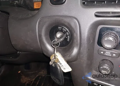 2004 Chevrolet Monte Carlo Ss z USA, uszkodzony, nr VIN 2G1WX15K449363623